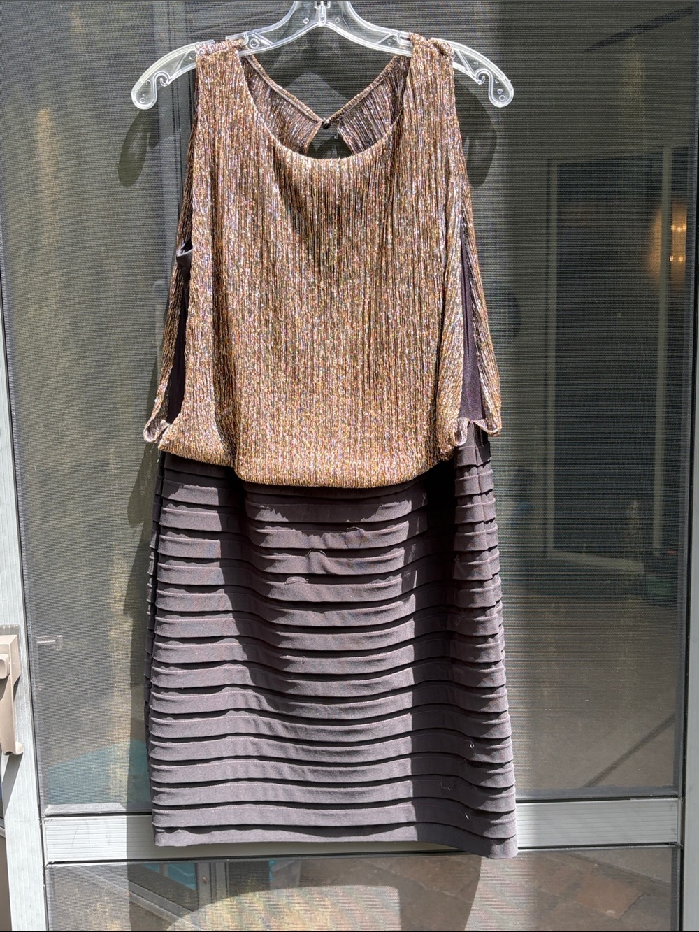 Scarlett Nite Metallic Bronze Overlay Black Pleated Dress, Size 14